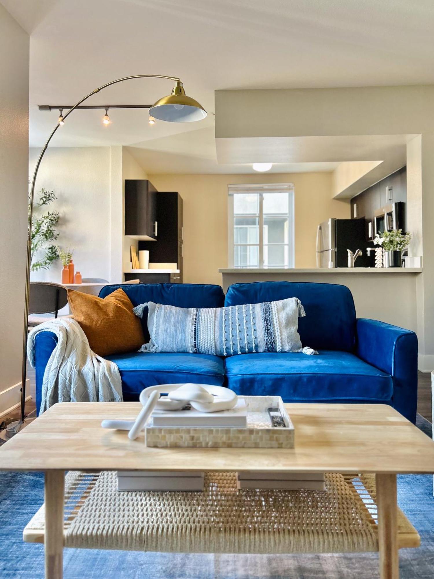 2Bd 2Ba Santa Monica Apartment With Relaxing Pool View 로스앤젤레스 외부 사진